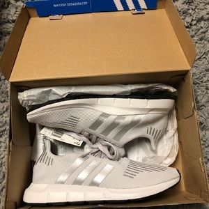 Adidas women’s Swift Run Shoes